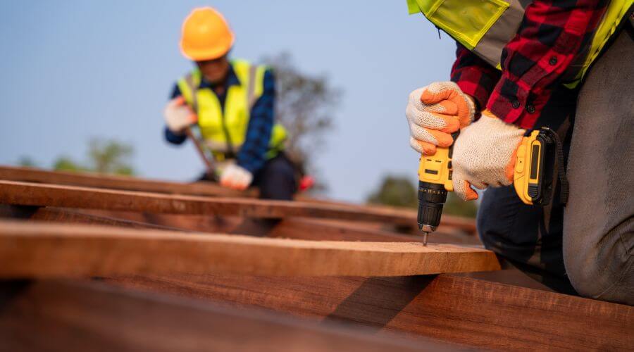 Professional residential roofers in Tuscarora, NV